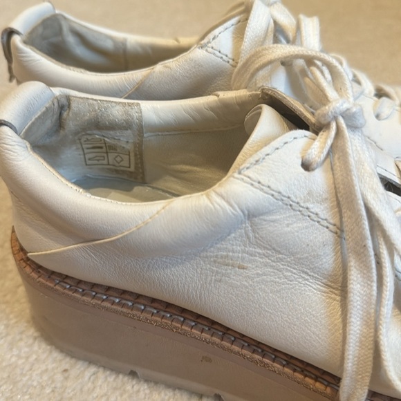 Dolce vita Platform Sneakers - Picture 4 of 5